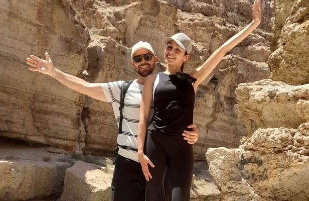 Sharing Tours to Wadi Shab with Sinkhole and Fins Beach
