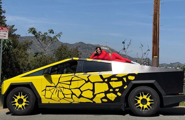 30min Driving Tour : Explore Los Angeles in Cybertruck