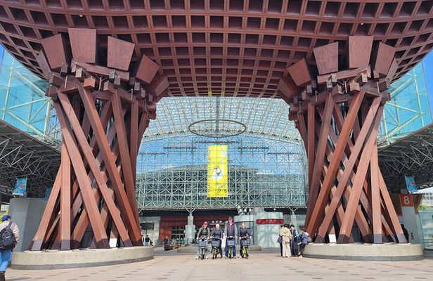 Kanazawa Full day E-Bike Tour