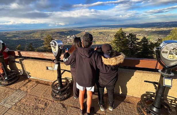 Red Rocks & Beyond - Private Tour
