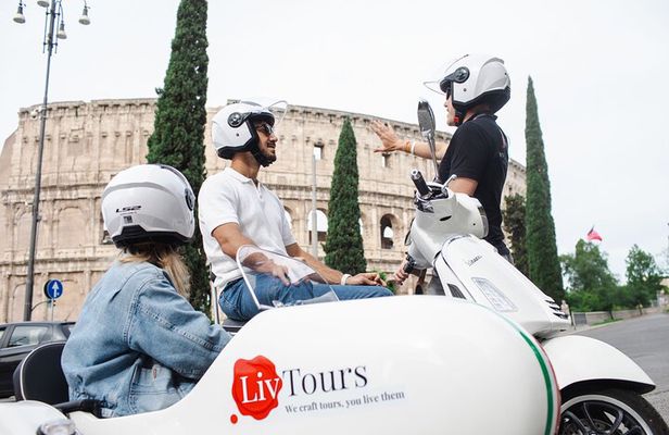 Rome by Vespa Semi Private Tour | MAX 6 PEOPLE GUARANTEED