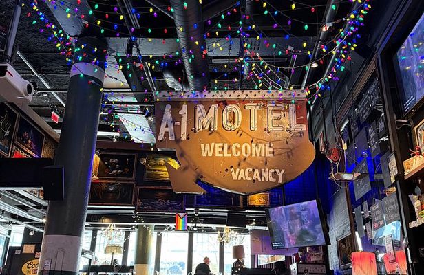 Toronto's Food & Drink Tasting Experience Tours