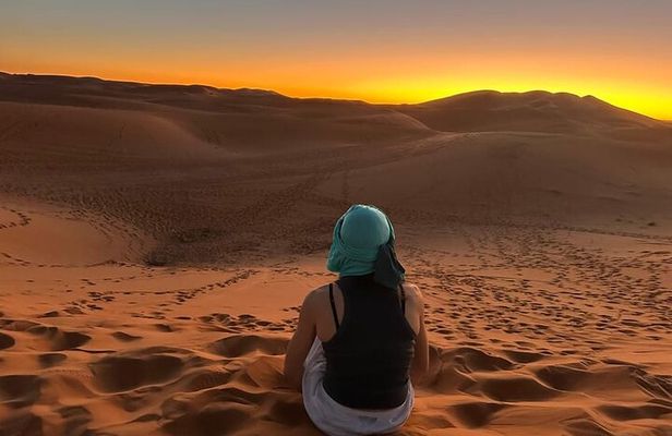 8 Days Tour from Casablanca to Chefchaouen Via Fes & Merzouga