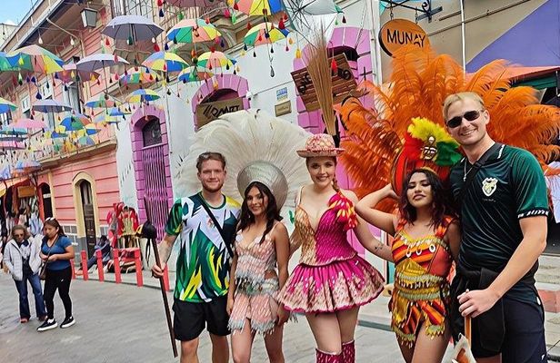 La Paz Guided Sightseeing Tour on Bus and Cable Car