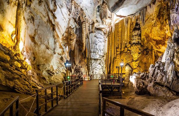 Half Day Adventure to Paradise Cave