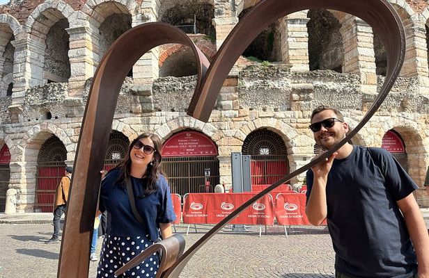 Verona Highlights Walking City Tour with a Local Guide