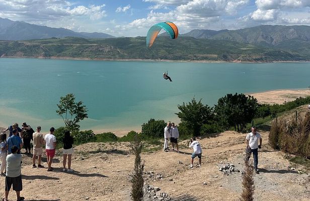 Tashkent : Amirsoy Resort Chimgan mountains and Charvak Lake 