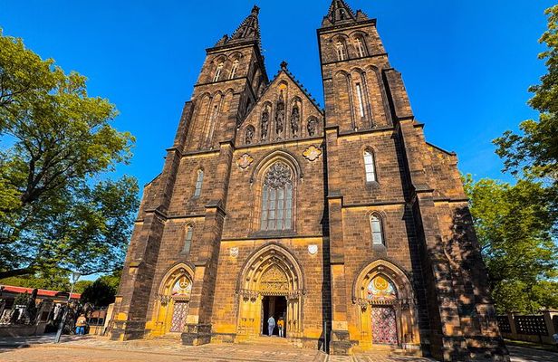 Prague Secrets Tour: Alchemy Lab, Vyšehrad & Castle