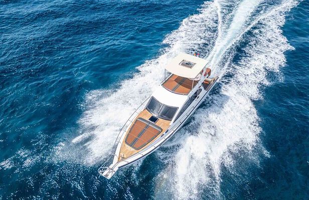 Full Day Nusa Penida by Honey Milk Yacht 13 meters