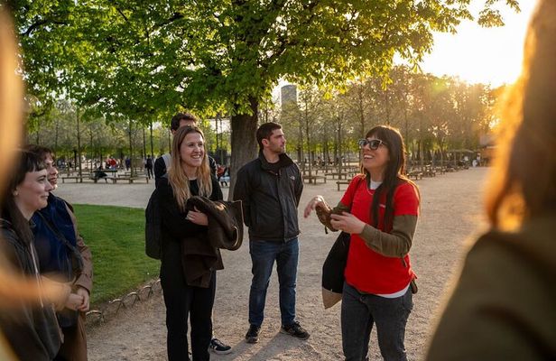 Night Out in Paris: Boho Vibes & City Lights