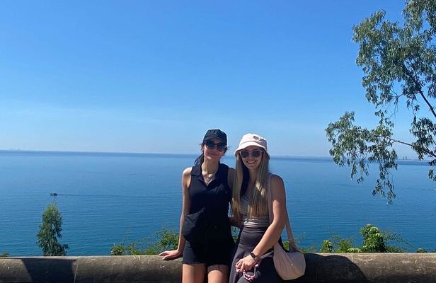 Hue To Da Nang By Jeep Tour With Lagoon Mountain, Beach Stops