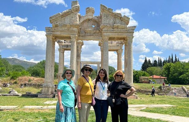 2 Day Ephesus Aphrodisias and Pamukkale Tour