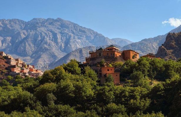 from marrakech to Atlas mountains and talamrout summit day hike