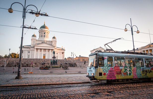 Capital to Coast: Top Sights of Helsinki and Porvoo in One Day