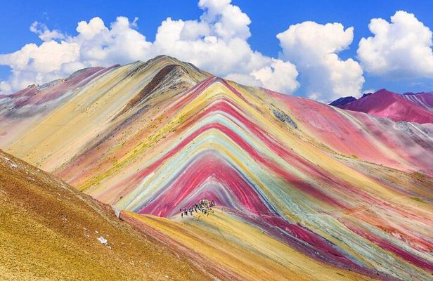 PRIVATE TOUR / RAINBOW MOUNTAIN - 1 Day