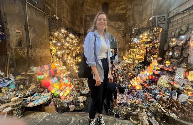 Al Azhar to Moezz: VIP Walking Tour of Islamic Cairo Sights