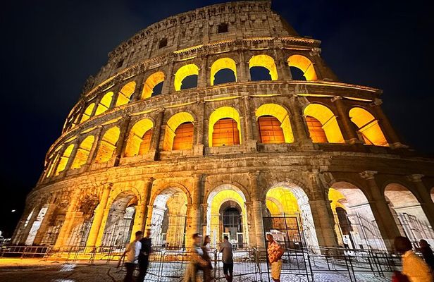 Colosseum Night Tour with Underground access