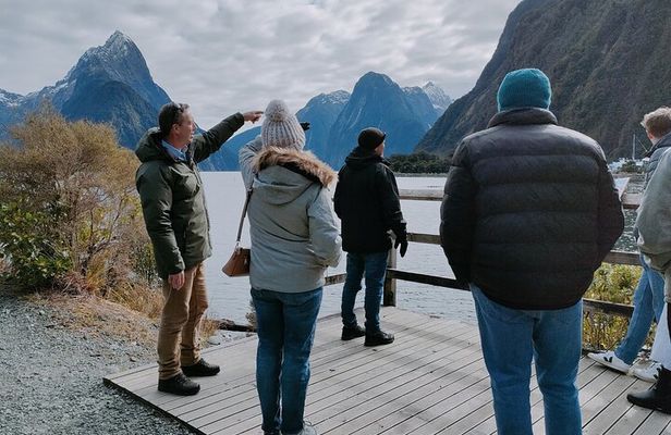 Milford Sound Overhead Flight with Landing from Queenstown