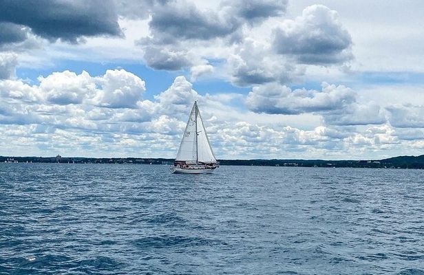 2 Hour Private Afternoon Cruise Aboard Scout