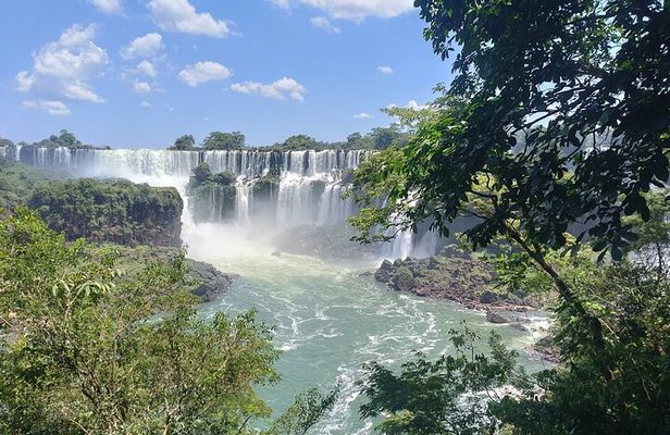 PRIVATE TOUR - Iguacu Waterfalls on the Brazilian side