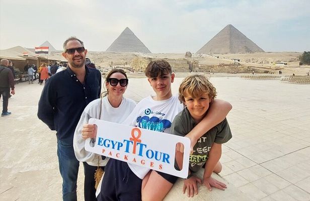 Discover Cairo on a 2 Day Private Car Tour