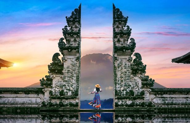 Bali Snorkeling Tour At Blue Lagoon with Gate of Heaven Temple