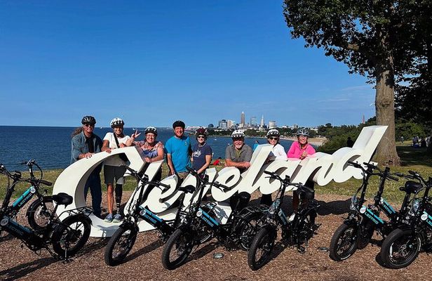 Electric Bike Tour in Cleveland