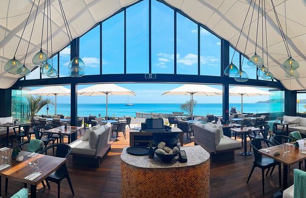 Waiheke Afternoon Wine Affair with Award Winning Lunch