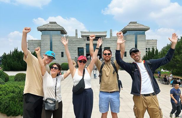 Xi'an 2-Day Customized Tour: Terracotta Army & City Highlights