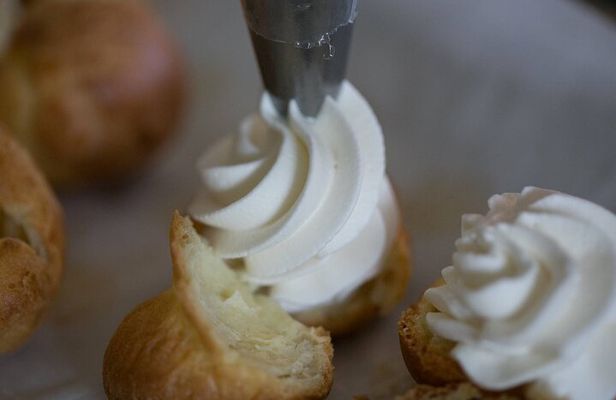 3 Hour French Choux Pastry Class in Paris