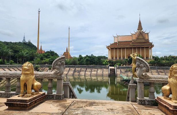 Visit Phnom Udong and Silk Island by Khmer Traditional Tuk-Tuk 