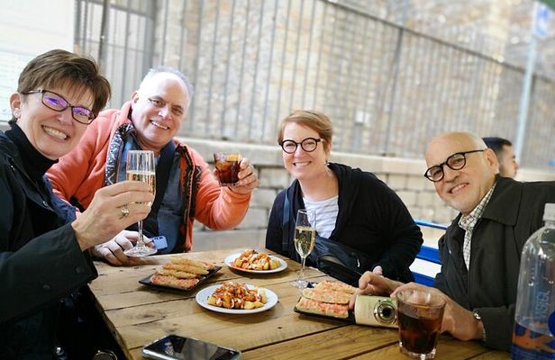 Gourmet Food & Drinks Private Tour - Gothic Quarter & Markets