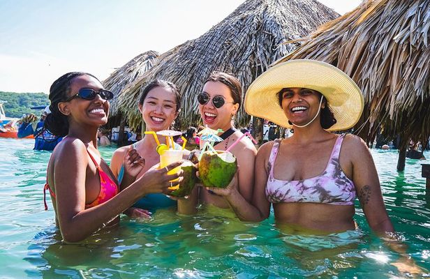 Customize Your Dream Day in the Rosario Islands