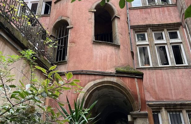 Experience Lyon's Food and History Walking Tour with a Local