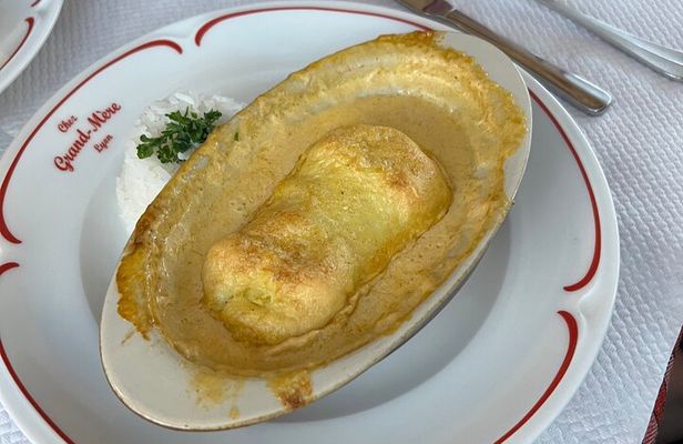 Discover's Lyon's Food with a Local - Food Tour with a Local