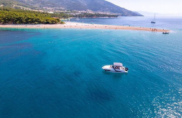Makarska: 3-Island Golden Horn and Blue Lagoon Speedboat Tour