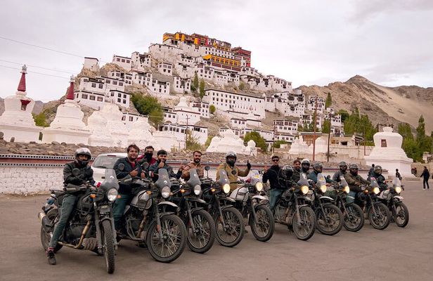 Leh Ladakh Motorcycle Tour / Private Luxury Car Tours