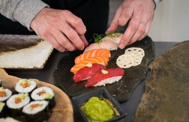 Sushi Making Class in Osaka With Matcha Dessert