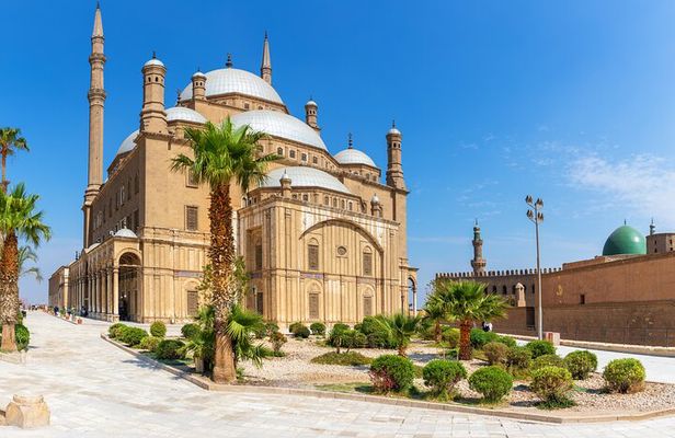 Cairo Sights Tour: Citadel Museum and Khan El Khalili