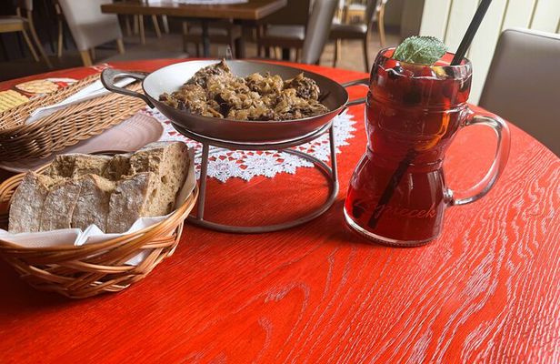 Warsaw Food Tasting Tour of Hidden Gems (Small Groups)