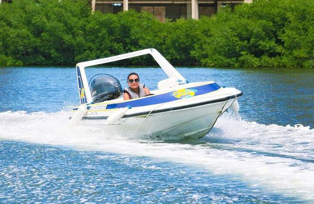 Speedboat Tour with Snorkeling in Cancun – Drive Your Own Boat!