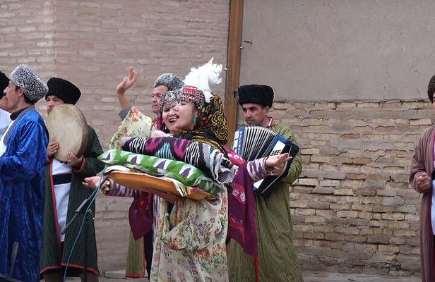 Private Walking Tour in Khiva with a Local Guide