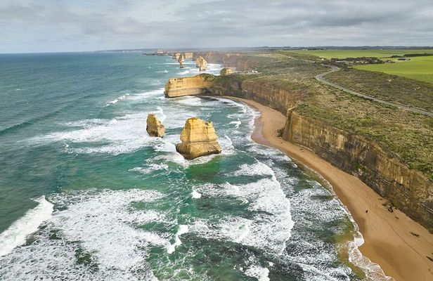 Great Ocean Road and 12 Apostles Tour