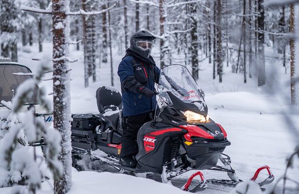 Snowmobile and Snowshoeing in Rovaniemi, Lapland