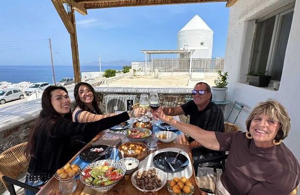 Mykonian Cooking Class Experience for Cruise Travelers