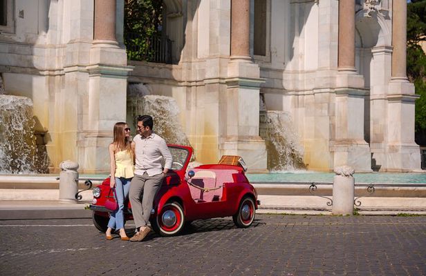 Fiat Jolly Vintage Ride and Photo Tour in Rome