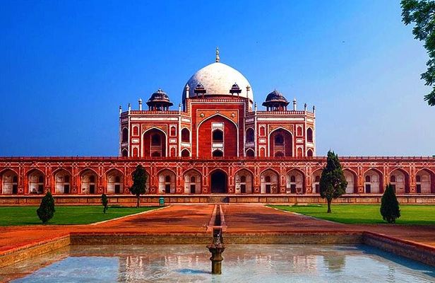 Golden Triangle Tour with Haridwar and Rishikesh