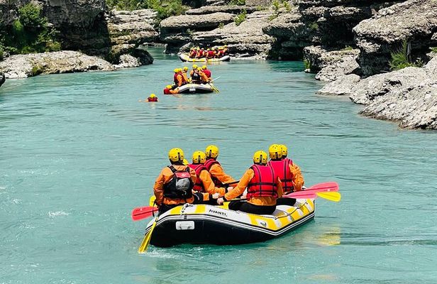 Join first rafting team on the Vjosa River trusted since 2012 !