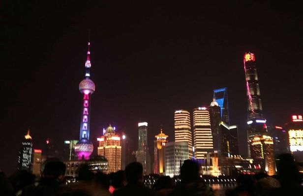 Shanghai Private Guide and Language Companion