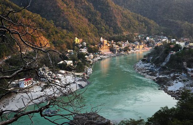 Delhi to Rishikesh & Corbett Tiger Reserve